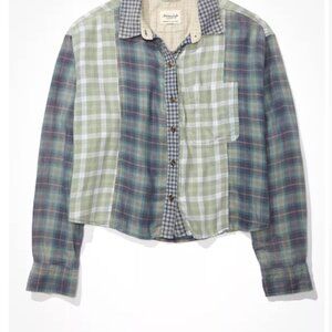 American Eagle Shirt Womens Small Green Plaid Button Up Patchwork Crop Flannel